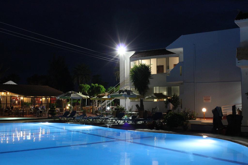 Corellia Asterias Beach Hotel Theológos エクステリア 写真