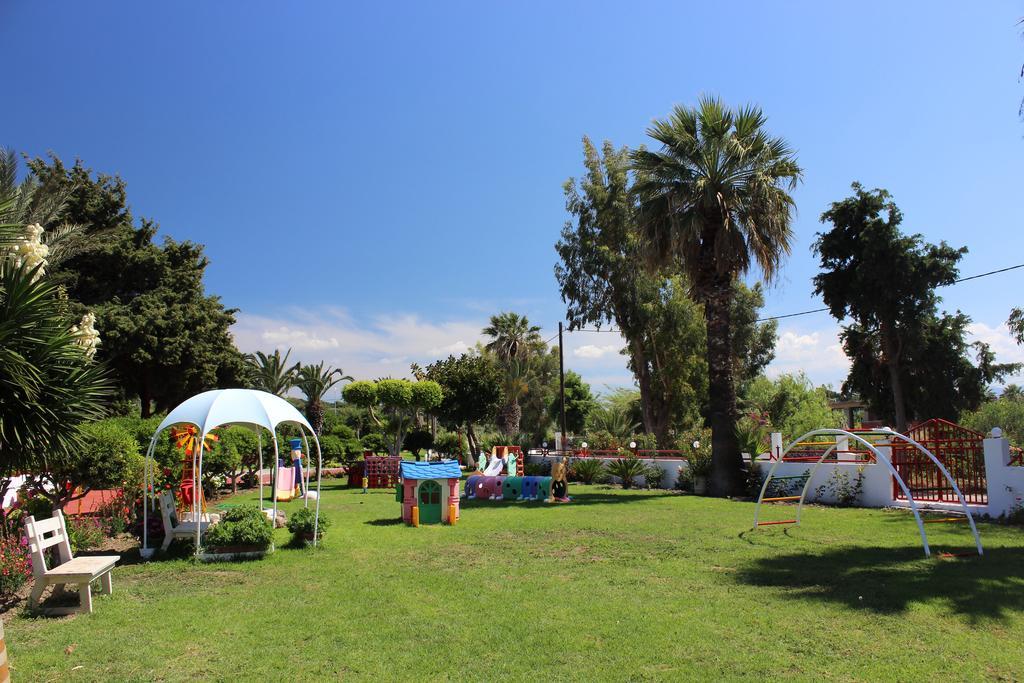 Corellia Asterias Beach Hotel Theológos エクステリア 写真