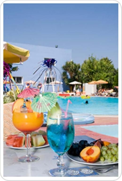 Corellia Asterias Beach Hotel Theológos エクステリア 写真